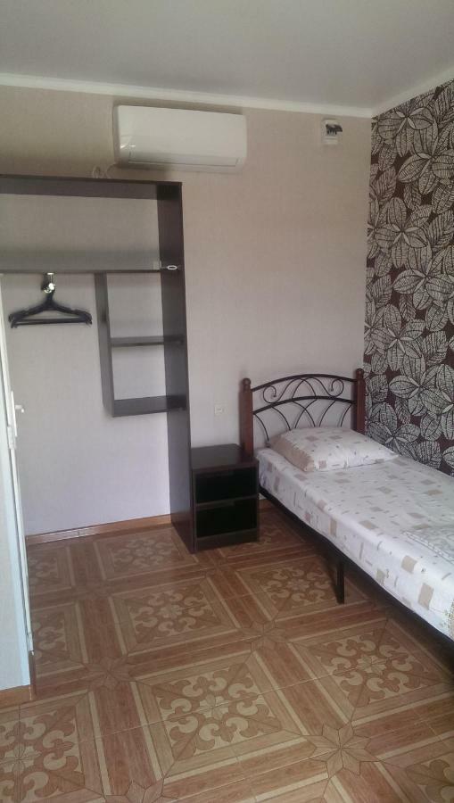 Tikhaya Gavan Guest House Gagra Extérieur photo