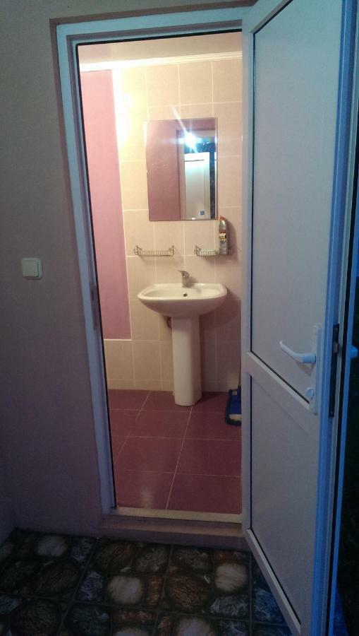 Tikhaya Gavan Guest House Gagra Extérieur photo